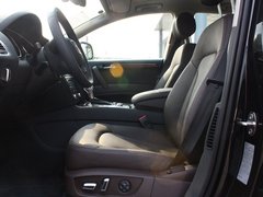 2013款 3.0T 35TFSI进取型 5座