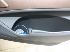 2013款 3.0T 35TFSI进取型 5座