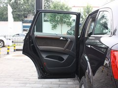 2013款 3.0T 35TFSI进取型 5座