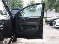 2013款 3.0T 35TFSI进取型 5座