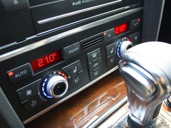 2013款 3.0T 35TFSI进取型 5座