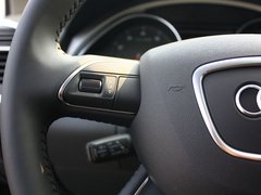 2013款 3.0T 35TFSI进取型 5座