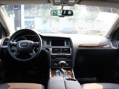 2013款 3.0T 35TFSI进取型 5座