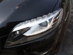 2013款 3.0T 35TFSI进取型 5座