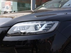 2013款 3.0T 35TFSI进取型 5座
