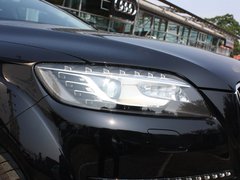 2013款 3.0T 35TFSI进取型 5座