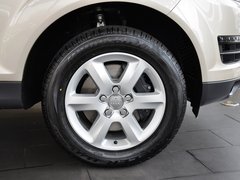 2013款 3.0T 35TFSI进取型 5座