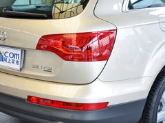 2013款 3.0T 35TFSI进取型 5座