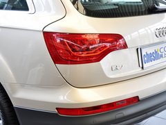 2013款 3.0T 35TFSI进取型 5座