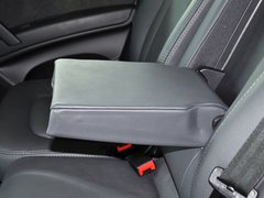 2013款 3.0T 35TFSI进取型 5座