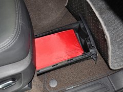 2013款 3.0T 35TFSI进取型 5座