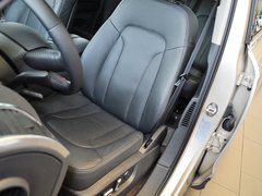 2013款 3.0T 35TFSI进取型 5座