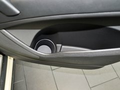 2013款 3.0T 35TFSI进取型 5座