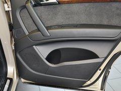 2013款 3.0T 35TFSI进取型 5座
