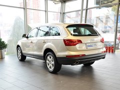 2013款 3.0T 35TFSI进取型 5座