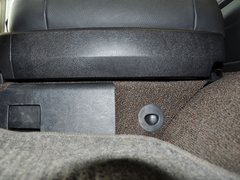 2013款 3.0T 35TFSI进取型 5座