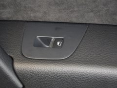 2013款 3.0T 35TFSI进取型 5座
