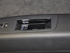 2013款 3.0T 35TFSI进取型 5座