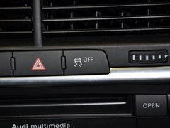2013款 3.0T 35TFSI进取型 5座