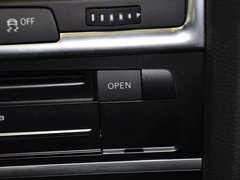 2013款 3.0T 35TFSI进取型 5座