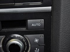 2013款 3.0T 35TFSI进取型 5座