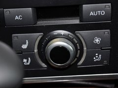 2013款 3.0T 35TFSI进取型 5座