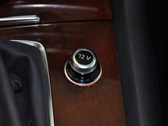 2013款 3.0T 35TFSI进取型 5座