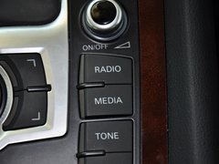 2013款 3.0T 35TFSI进取型 5座