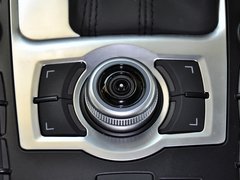 2013款 3.0T 35TFSI进取型 5座