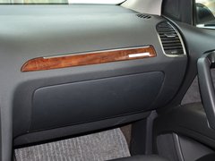 2013款 3.0T 35TFSI进取型 5座
