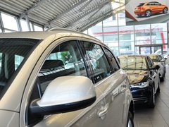 2013款 3.0T 35TFSI进取型 5座