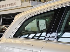 2013款 3.0T 35TFSI进取型 5座