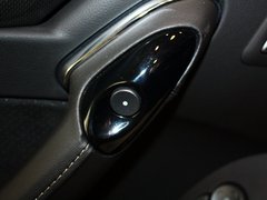 2012款 6.2T 自动 COUPE