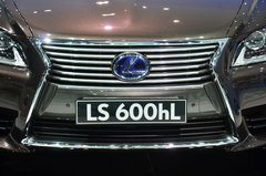 2013款 5.0L CVT 600hL