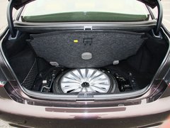 2013款 5.0L CVT 600hL