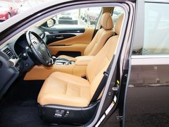 2013款 5.0L CVT 600hL