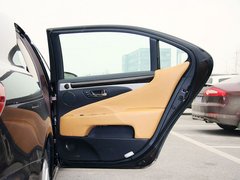 2013款 5.0L CVT 600hL