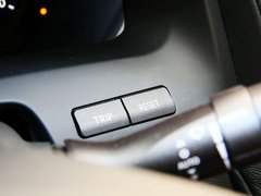 2013款 5.0L CVT 600hL