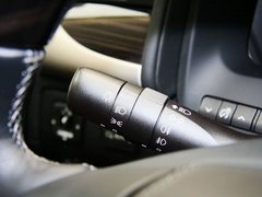 2013款 5.0L CVT 600hL