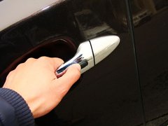 2013款 5.0L CVT 600hL