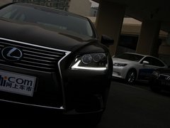 2013款 5.0L CVT 600hL