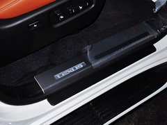 2013款 570 8座
