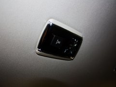 2012款 2.3L 自动 罗兰加洛斯版