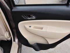 2012款 1.5L 手动 精英型