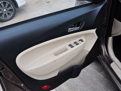 2012款 1.5L 手动 精英型