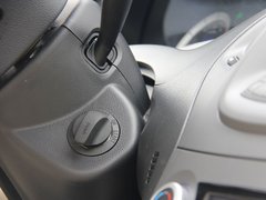 2012款 1.5L 手动 尊贵型