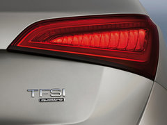 奥迪Q5(进口) 2013款 45 TFSI quattro 运动型