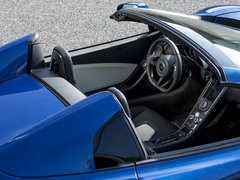 2013款 3.8T DCT 标准型
