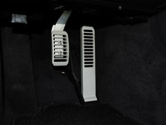 2013款 3.8T DCT 标准型