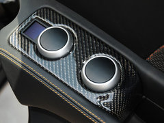 2013款 3.8T DCT 标准型